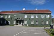 Dette er Tunvegen 1 og ser gammelt ut, men Ullensaker museum ligger visst i nummer 15 og så langt inn kjørte ikke jeg