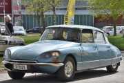 Citroen DS ble produsert fra 1955–75, det er 20 år det