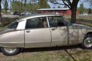 Her kommer det en til, det er en Citroen Pallas / DS Serie fra 1973. Jeg er ikke helt sikker her