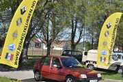Så kommer Peugeot 205 GR fra 1989, her var skiltene på plass da