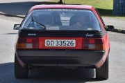 Føreren er min personlige mekaniker på min Renault 6 og barna i baksete er noen av Renaultklubbens maskoter