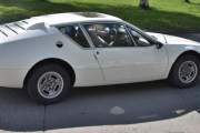 Og her kommer Renault Alpine A310 som vi har registrert før, hvor har den vært, bak en kontainer?