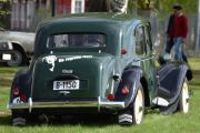 Nå kommer det så mange her at jeg henger litt etter, dette er en Citroen 11-BL fra 1952