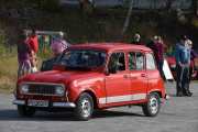 Men så ankommer vår web-master i sin Renault 4 GTL fra 1983 og Renault vokser litt igjen