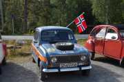 Eneste bilen med norsk flagg, kanskje vi burde skaffe oss noen franske flagg til 10 års jubileum´et?