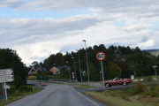 En Mercedes foran meg men han stopper, var det en veteran vet jeg ikke
