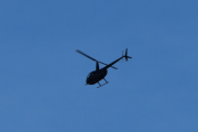 Morten 23 juli 2020 - Robinson R44 Helikopter over Høyenhall, litt for langt unna