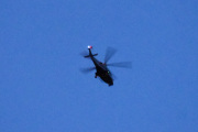 Morten mandag 2 august 2021 - Politihelikopter over Høyenhall på natten