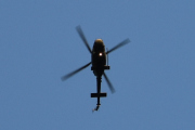 Morten 16 desember 2021 - Julestjerneformasjon over Høyenhall. Forsvaret har hatt disse Bell helikoptrene siden 1980 og de er like fine den dag i dag