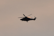 Morten 2 juledag 26 desember 2021 - Politihelikopter over Høyenhall, klokken er 15.06. Vi er i solnedgangen nå 2 juledag