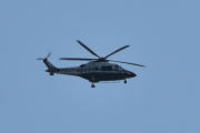 Morten 24 juli 2021 - Politihelikopter over Høyenhall