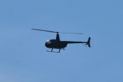 Morten 5 juni 2021 - Robinson R44 over Høyenhall, det er Helikopterdrift som tilbyr alle typer helikoptertjenester som eier den