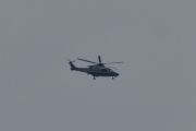 Morten 14 mai 2021 - Politihelikopter over Høyenhall, det begynner å bli litt sent nå