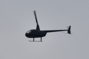 Morten 14 mai 2021 - Robinson R44 over Høyenhall, skal vi vri litt på bladene?