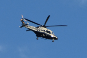 Morten 10 november 2021 - Politihelikopter over Høyenhall, dem var litt for langt unna, men dem har det jo travelt om dagen. Ble det ikke skutt en mann nede ved Bislett i går?