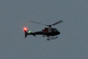 Morten 20 november 2021 - Helitrans besøker Høyenhall, klokken er 08.14. Det er tidlig på morgenen og det spørs om jeg kan se den selv om den har den gode siden mot meg