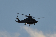 Morten 21 november 2021 - Politihelikopter besøker Høyenhall, nå bruker dem solen