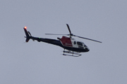 Morten 27 november 2021 - LN-OGW kommer igjen over Høyenhall, Helitrans har vendt den gode siden mot meg nå