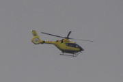 Morten onsdag 3 november 2021 - Norsk Luftambulanse over Høyenhall, klokken er 14.46. Selv om jeg ikke kan lese den, så er jeg sikker på at det er en Airbus H135 Lege Luftambulansetjenesten