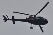 Morten 29 oktober 2021 - LN-OFW besøker Høyenhall, det er Helitrans som venter på at jeg skal komme ned fra stigen, jeg vasker huset nemlig