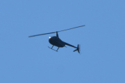 Morten 5 juni 2021 - Et kjent helikopter over Høyenhall igjen, Robinson R44 Astro spør du meg, men legg nå merke til bladene