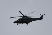 Morten 1 april 2022 - Politihelikopter over Høyenhall, noen middagssol klarte jeg ikke å få med