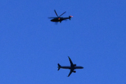 Morten 10 april 2022 - Politihelikopter og SAS møtes over Høyenhall