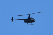Morten 19 april 2022 - Robinson R44 Raven I kommer over Høyenhall igjen, det må da være det samme helikopteret?
