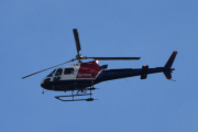 Morten 21 april 2022 - Helitrans over Høyenhall, men dem stiller seg i posisjon, men jeg kan fremdeles ikke lese den