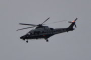 Morten 14 august 2022 - Politihelikopter over Høyenhall på kvelden, klokken er 19.43. Jeg har savnet dere, men nå skal jeg sove godt...