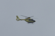 Morten 2 august 2022 - Norsk Luftambulanse over Høyenhall, klokken er 11.28. Det er en Airbus H135 Lege Luftambulansetjenesten