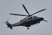 Morten 21 august 2022 - LN-ORB besøker Høyenhall, klokken er 10.48. Det er Politiet som kommer med sin Leonardo AW169
