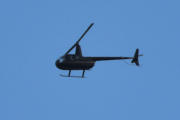 Morten 28 august 2022 - Robinson R44 over Høyenhall, du legger deg i posisjon, men er du Ove eller Oslo Helikopterklubb?