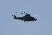 Morten 16 april 2022 - Politihelikopter over Høyenhall, det er Politiet som kommer med sitt Leonardo AW169 på selveste påskeaften