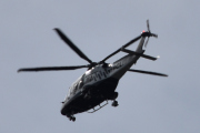 Morten 2 mai 2022 - Politihelikopter over Høyenhall, men tidsnok til å se at de er på jobb