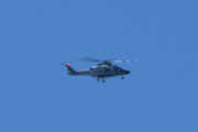 Morten 22 april 2022 - Politihelikopter over Høyenhall, dem er ute og patruljerer i dag også