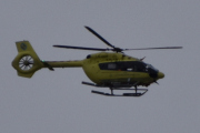 Morten 28 januar 2022 - LN-OOR besøker Høyenhall, noen minutter senere kommer det tilbake, men det er ikke det samme helikopteret