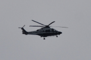 Morten 4 februar 2022 - Politihelikopter over Høyenhall, enda det er så dårlig vær, så er de ute å flyr