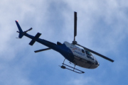 Morten 5 april 2022 - LN-OSD besøker Høyenhall, det helikopteret har løftet veteranbilen min i luften, på tegningen altså :-)