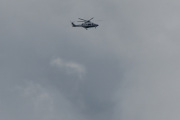 Morten 8 juni 2022 - Politihelikopteret over Høyenhall, skyene på himmelen er så fine i kveld