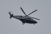 Morten 10 juni 2022 - Politihelikopter over Høyenhall, mulig dem kommer litt nærmere senere