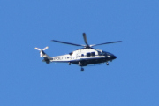 Morten 15 juli 2022 - Politihelikopter over Høyenhall, litt for langt borte, til at jeg kan se hvem det er
