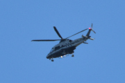 Morten 29 juni 2022 - Politihelikopteret over Høyenhall, det er imponerende hvor lenge de kan holde seg i luften