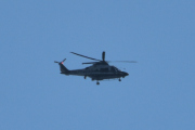 Morten 30 juni 2022 - Politihelikopter over Høyenhall, dem er på plass som vanlig og passer på