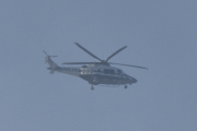 Morten 31 juli 2022 - Politihelikopter over Høyenhall, tidlig på morgenen og det var skyer