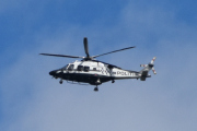Morten 4 juli 2022 - LN-ORC over Høyenhall, det er Politiet med sin Leonardo Spa AW169