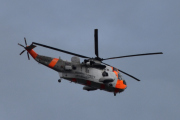 Morten 6 juli 2022 - Sea King MK43B-helikopteret med halenummer 069 besøker Høyenhall, den forrige (062) vi så er også fra 1972