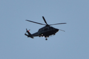 Morten 10 desember 2022 - Politihelikopter over Høyenhall, selvfølgelig er dem ute med sin Leonardo Spa AW169
