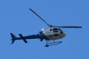 Morten 8 august 2022 - Pegasus Helicopter besøker Høyenhall, enten er det LN-OSP eller LN-OSD