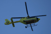 Morten 14 desember 2022 - LN-OUE besøker Høyenhall, det er Norsk Luftambulanse som kommer med sin Airbus H135 Lege Luftambulansetjenesten fra 2017